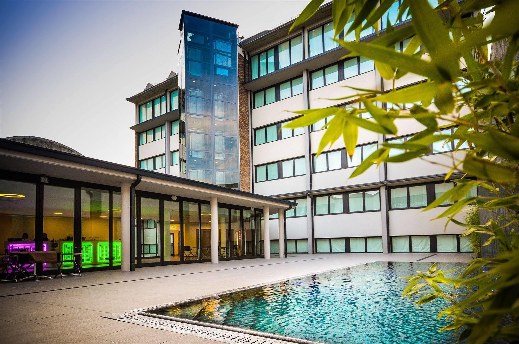 Bb Hotels Smarthotel Milano Linate Сеграте Экстерьер фото