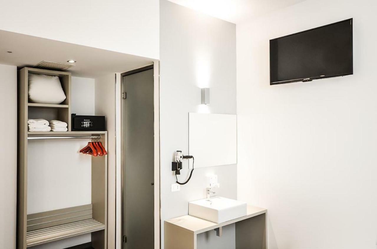 Bb Hotels Smarthotel Milano Linate Сеграте Экстерьер фото