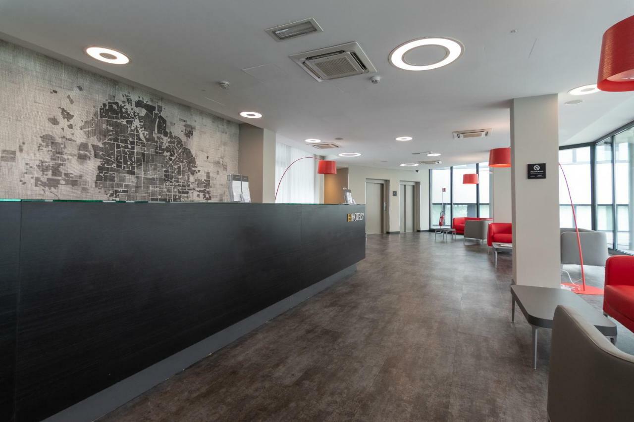Bb Hotels Smarthotel Milano Linate Сеграте Экстерьер фото